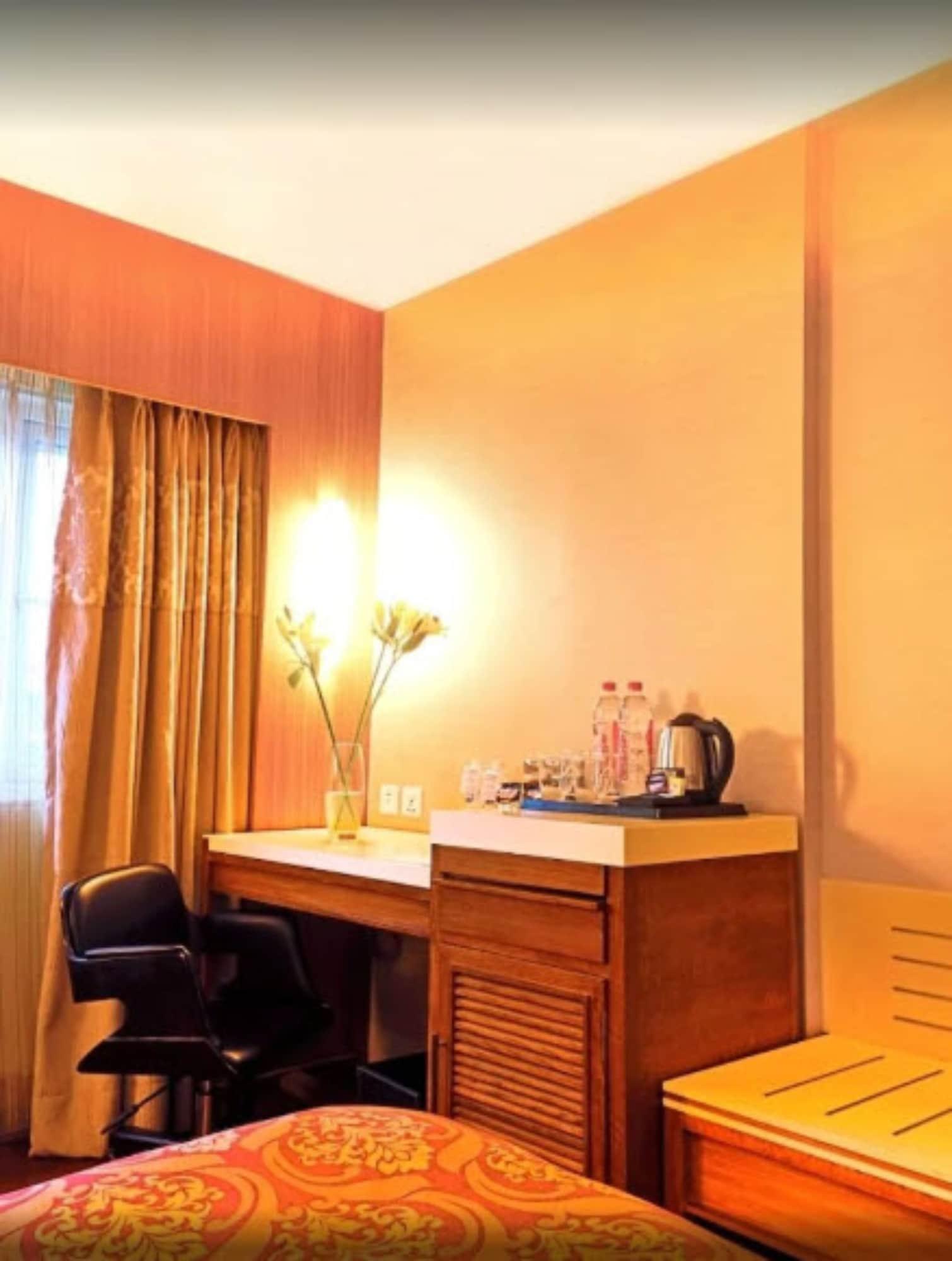 Hotel Bawa International Mumbai Exterior photo