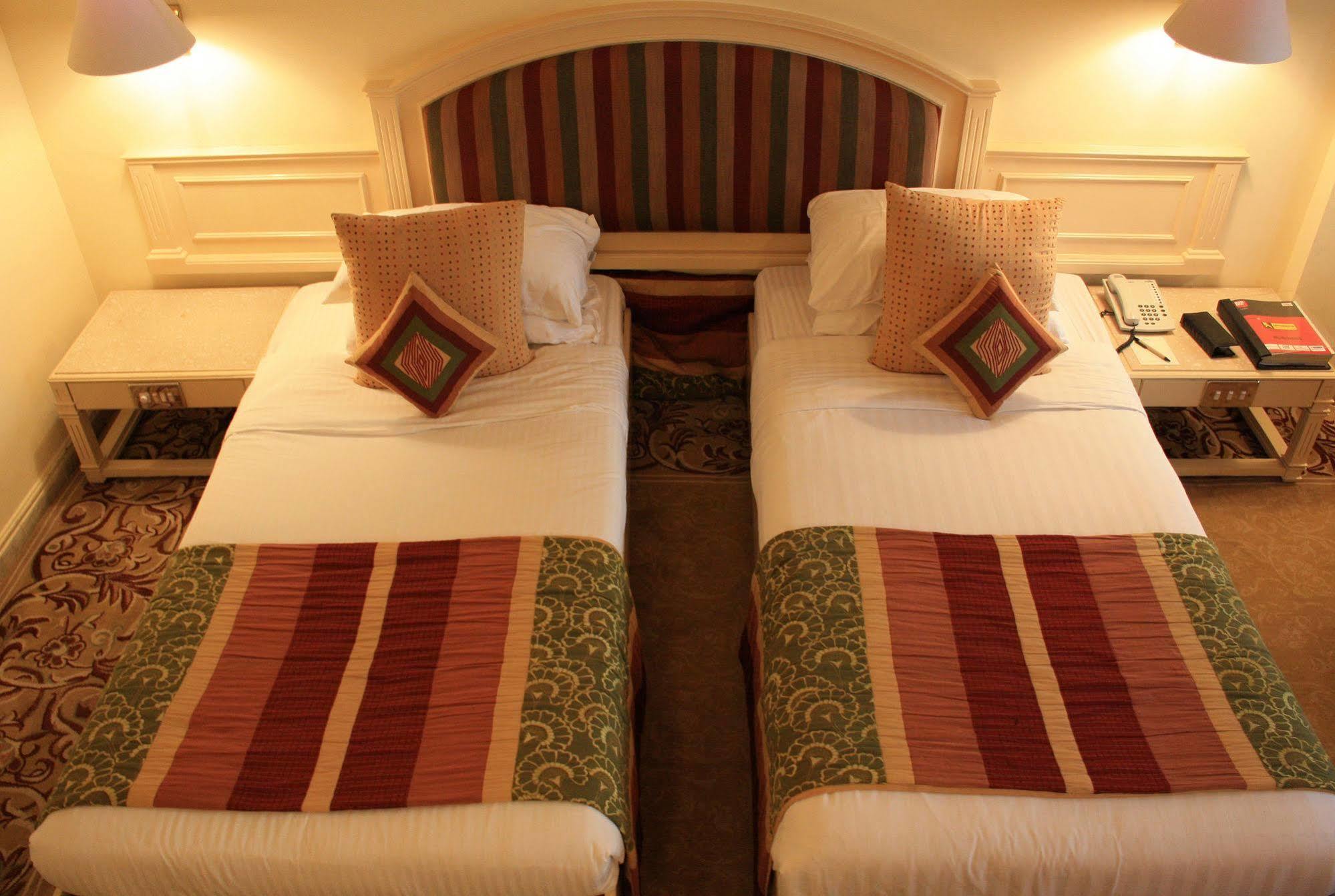 Hotel Bawa International Mumbai Exterior photo