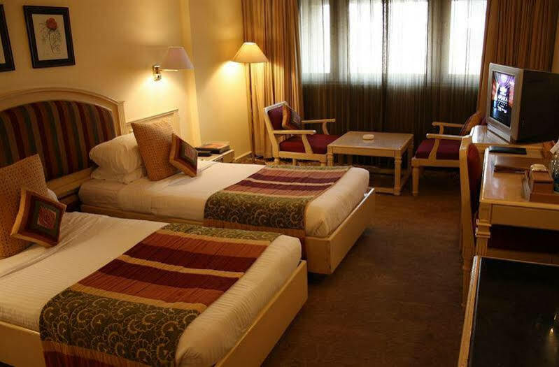 Hotel Bawa International Mumbai Exterior photo